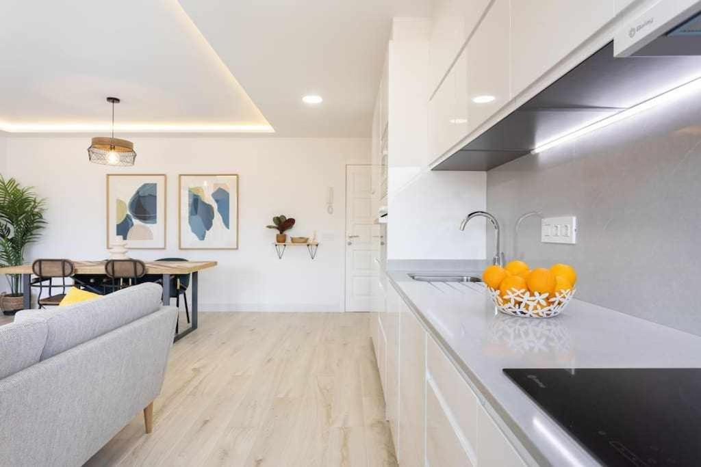 Sunnyland Apartment Arona Cho Екстер'єр фото