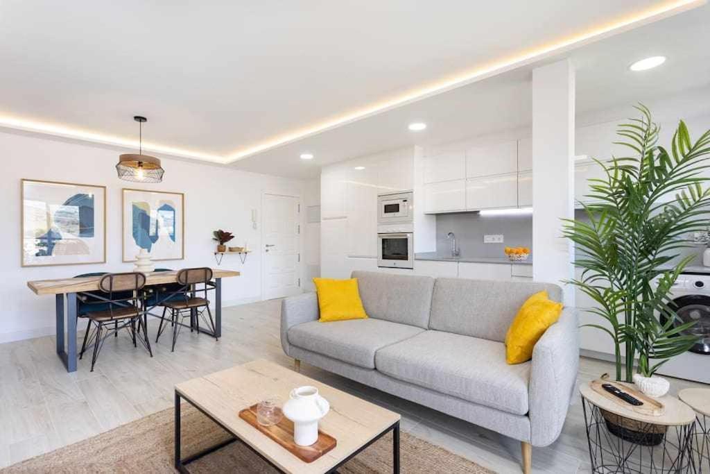 Sunnyland Apartment Arona Cho Екстер'єр фото
