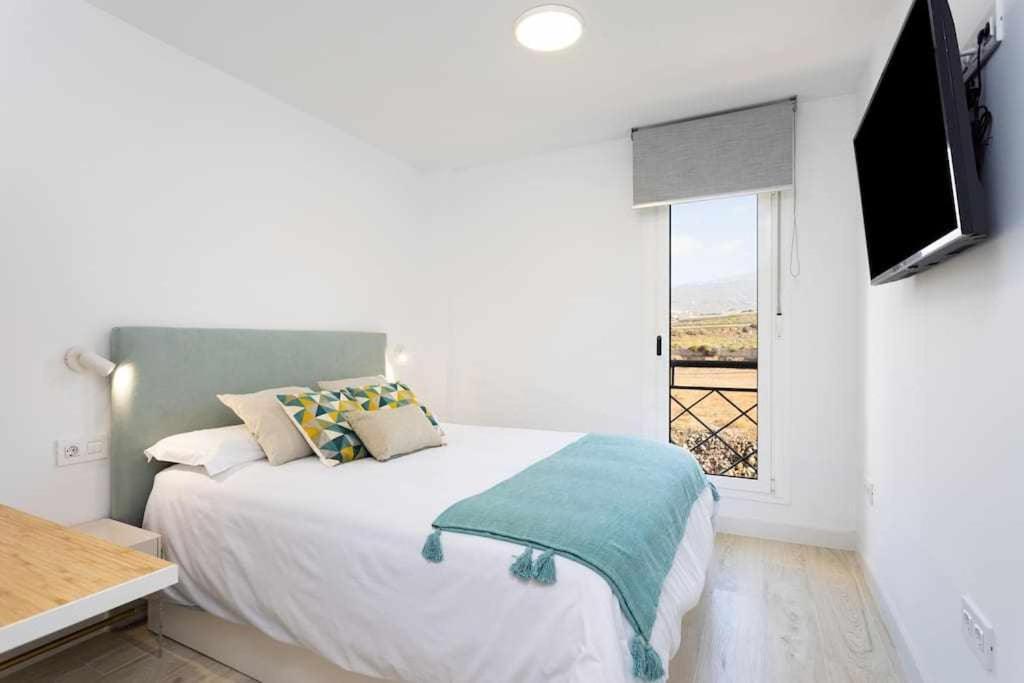 Sunnyland Apartment Arona Cho Екстер'єр фото