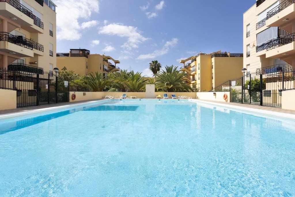 Sunnyland Apartment Arona Cho Екстер'єр фото